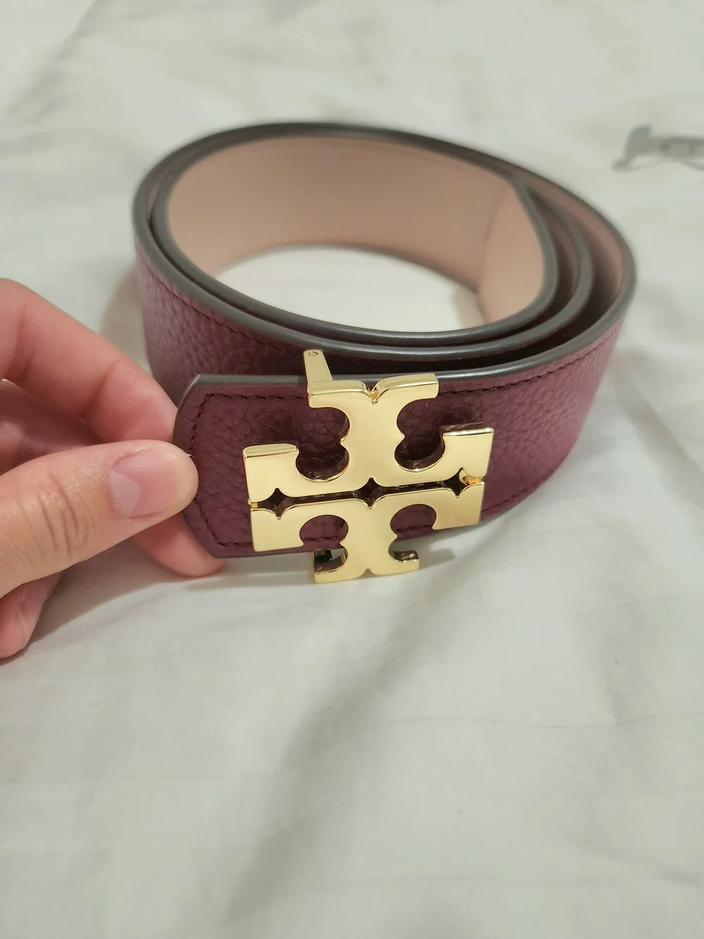 Tory Burch Pebbled Leather Belt in Burgundy with Gold Logo Buckle